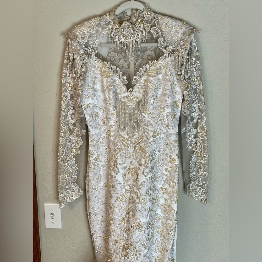 Vintage Mermaid Beaded Ling Sleeve Sheer Wedding Dress Size 10 Fringe